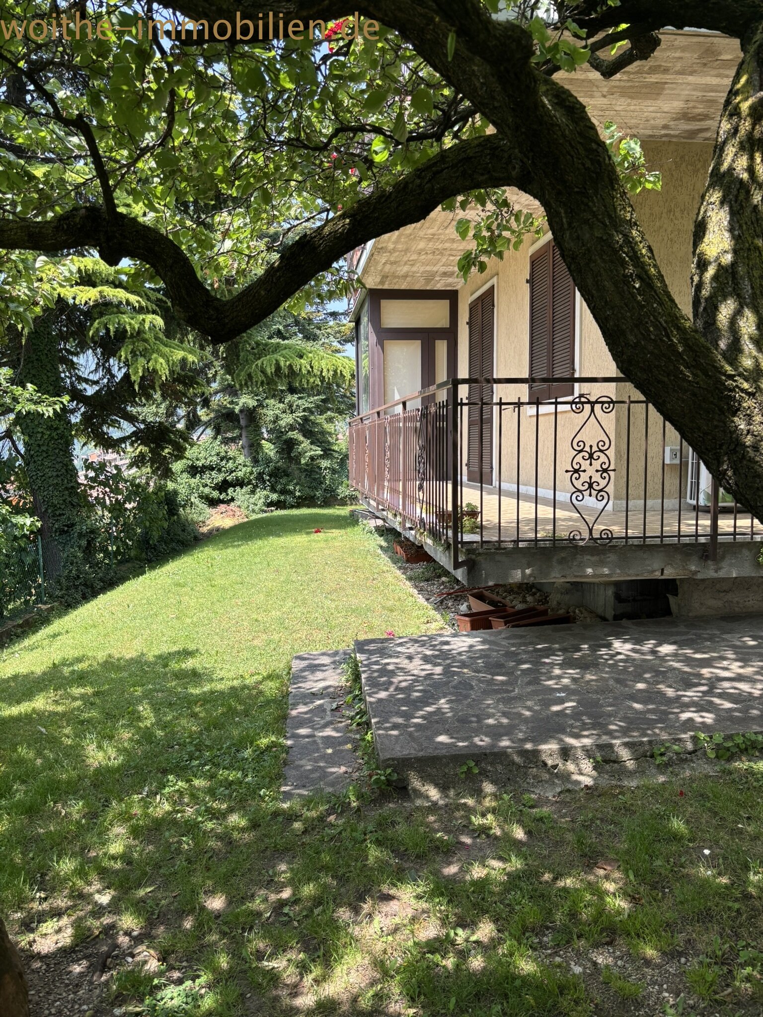 Großzügige Wohnung mit Gartennutzung