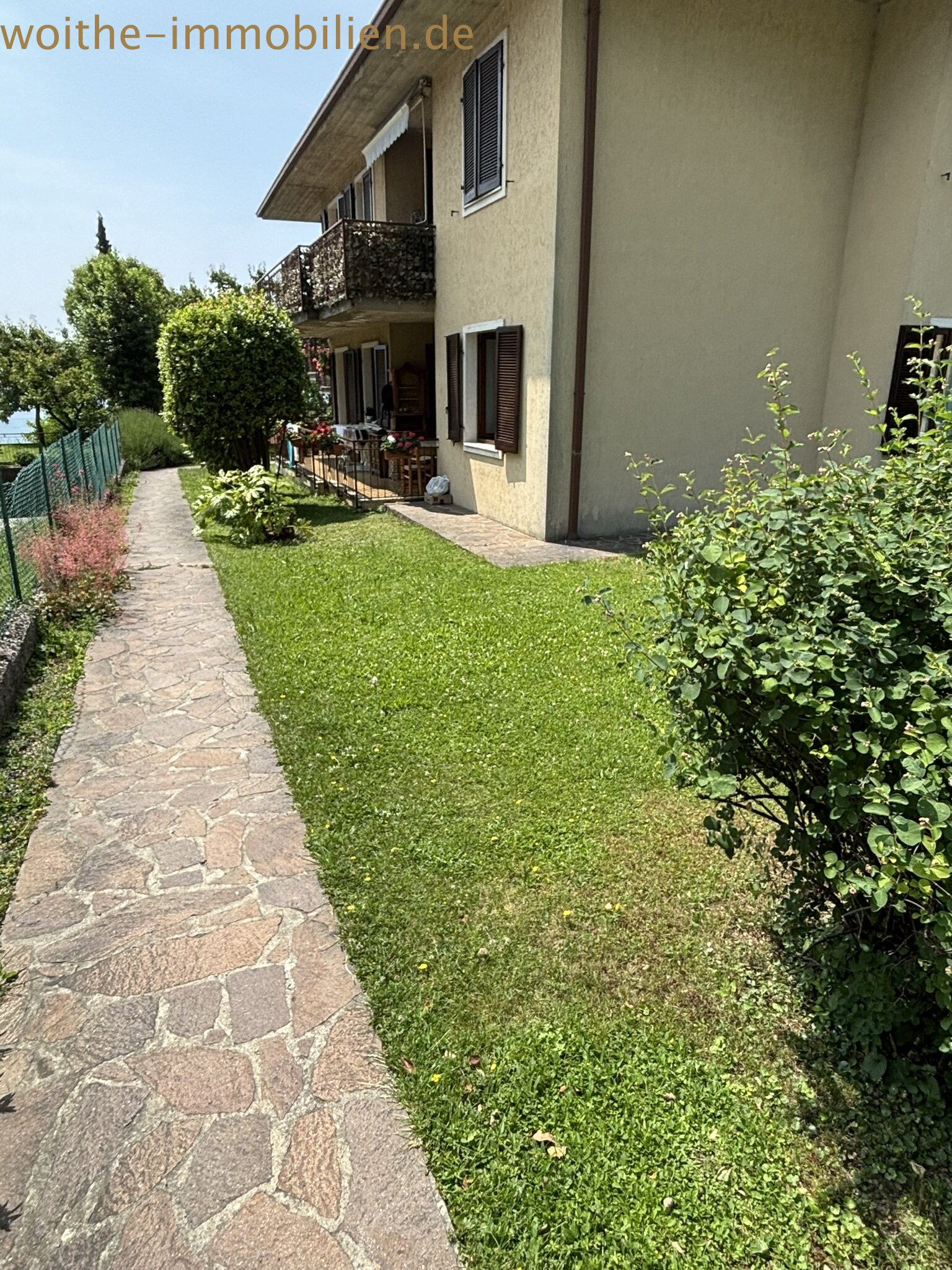 Großzügige Wohnung mit Gartennutzung