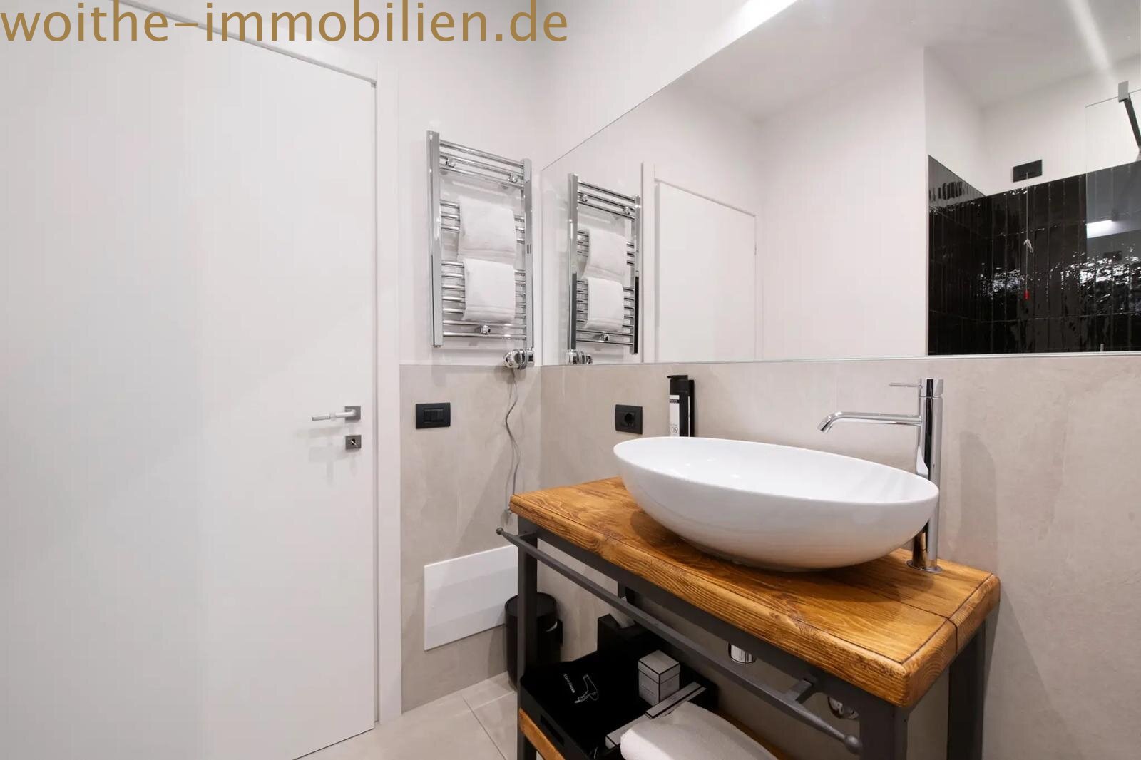 RARITÄT IN TIGNALE-GARDOLA: Design-Wohnung mit Seesicht! 