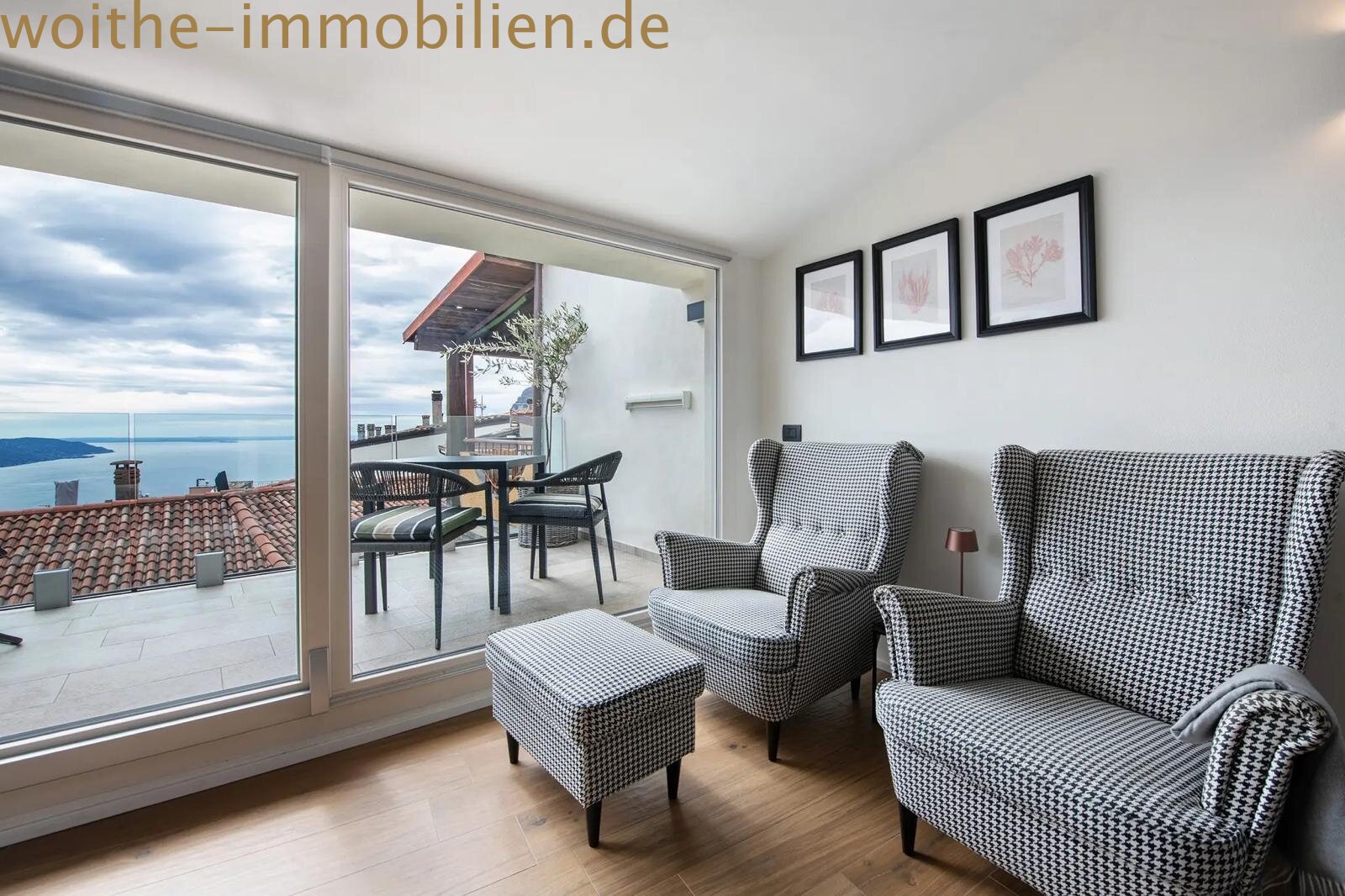 RARITÄT IN TIGNALE-GARDOLA: Design-Wohnung mit Seesicht! 