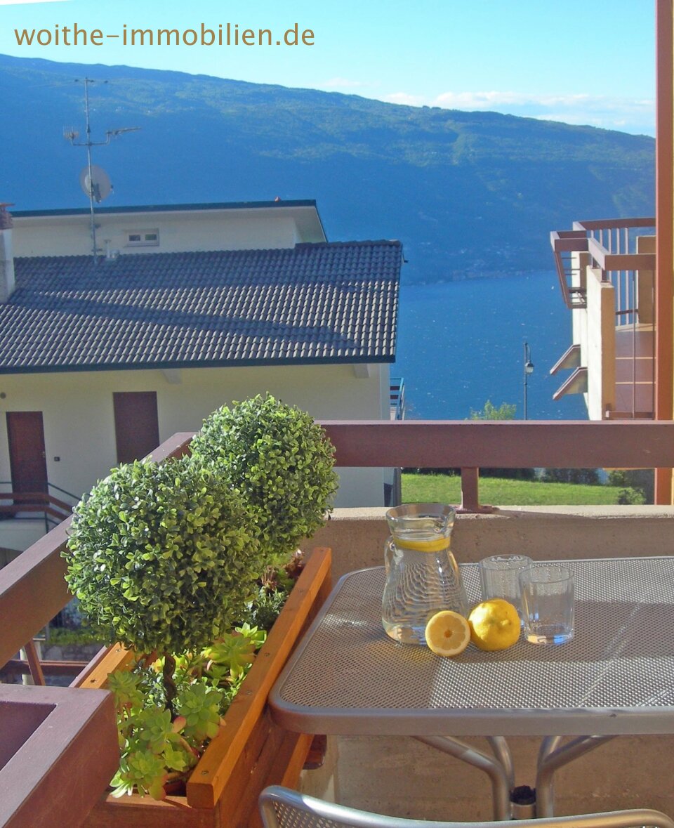IDEALE FERIENWOHNUNG AM GARDASEE MIT POOL