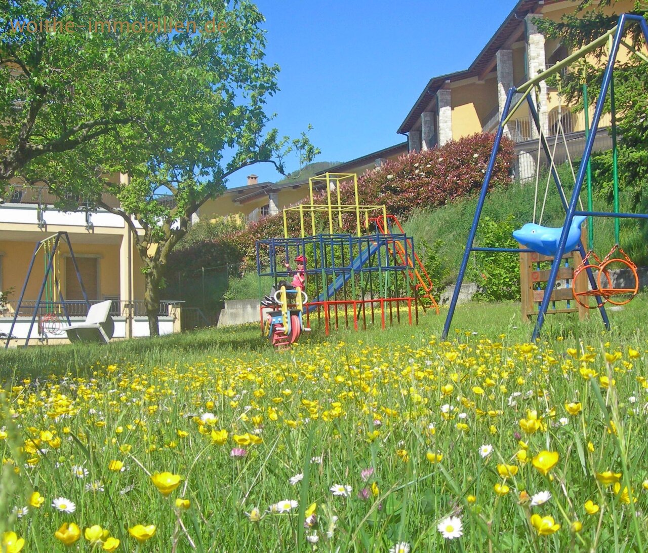 IDEALE FERIENWOHNUNG AM GARDASEE MIT POOL
