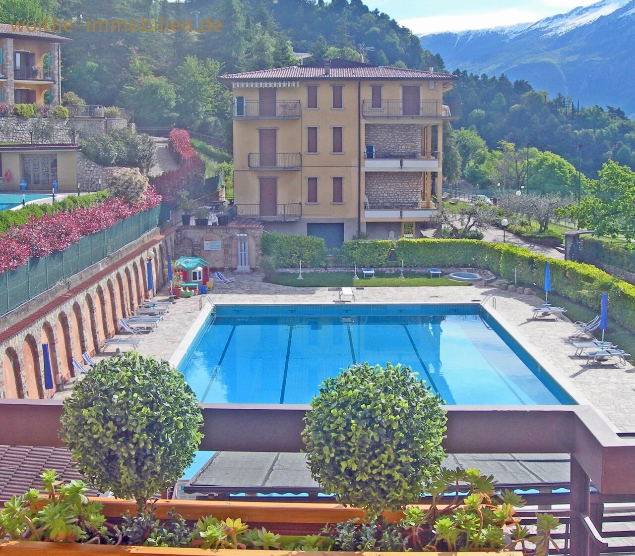 IDEALE FERIENWOHNUNG AM GARDASEE MIT POOL