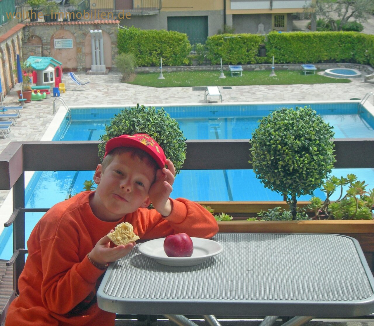 IDEALE FERIENWOHNUNG AM GARDASEE MIT POOL