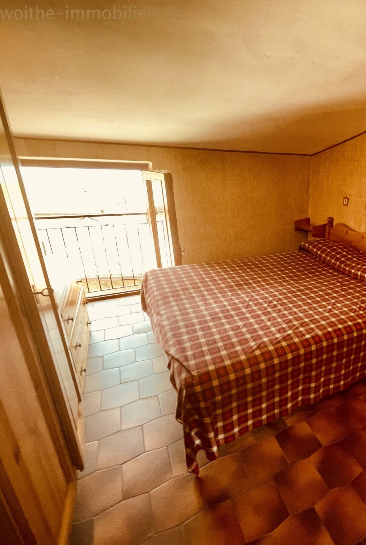 Schlafzimmer 1
