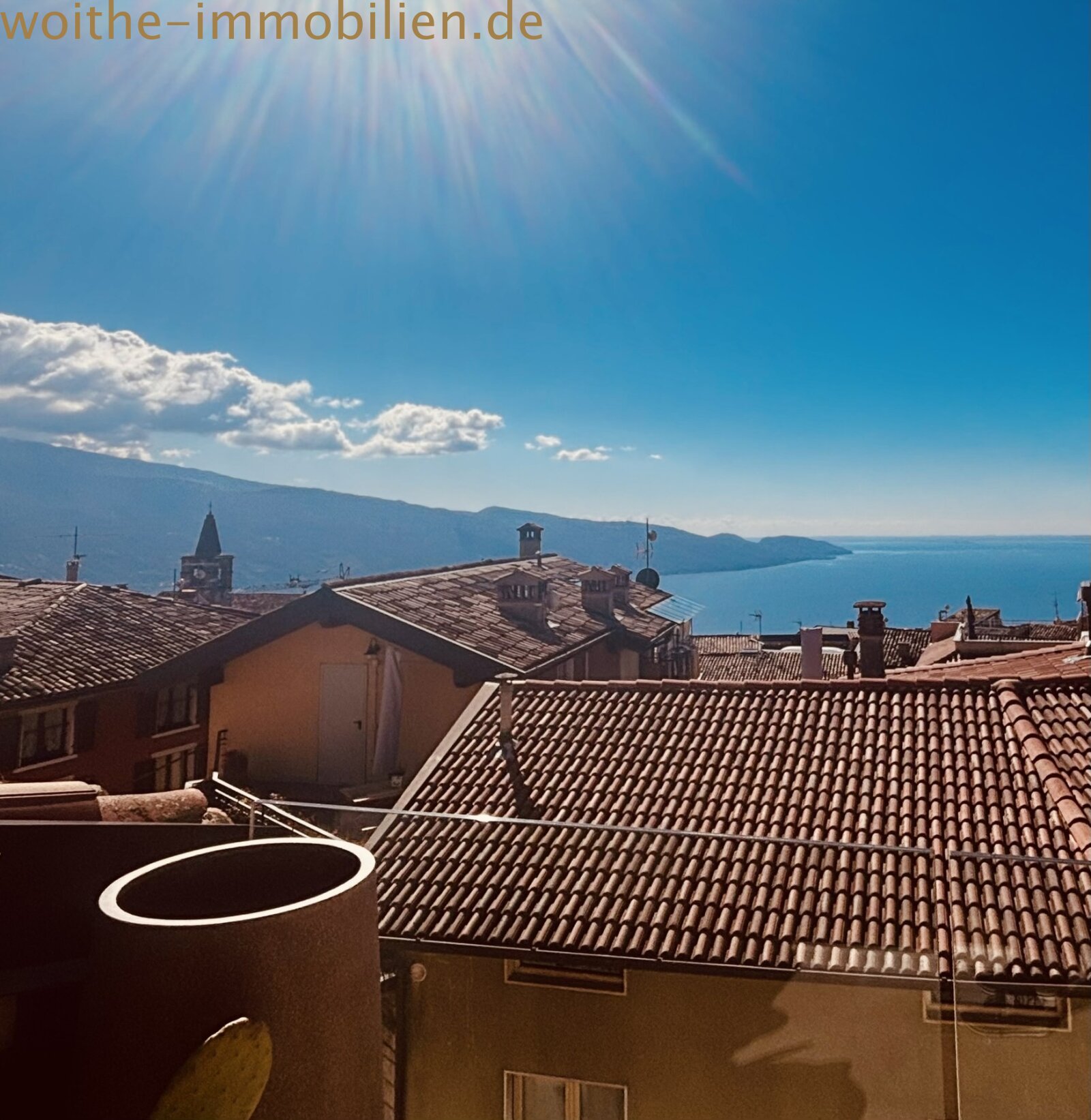 A RARE FIND IN TIGNALE-GARDOLA: Designer Apartment with Lake Views!