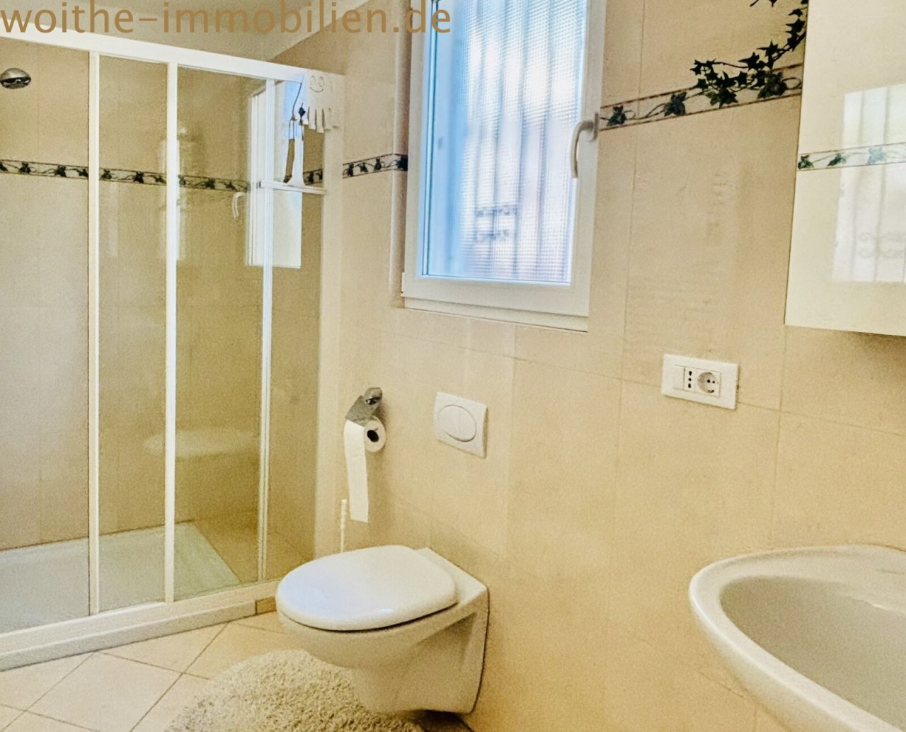 Schlafzimmer En-Suite Bad Villa Tremosine Gardasee