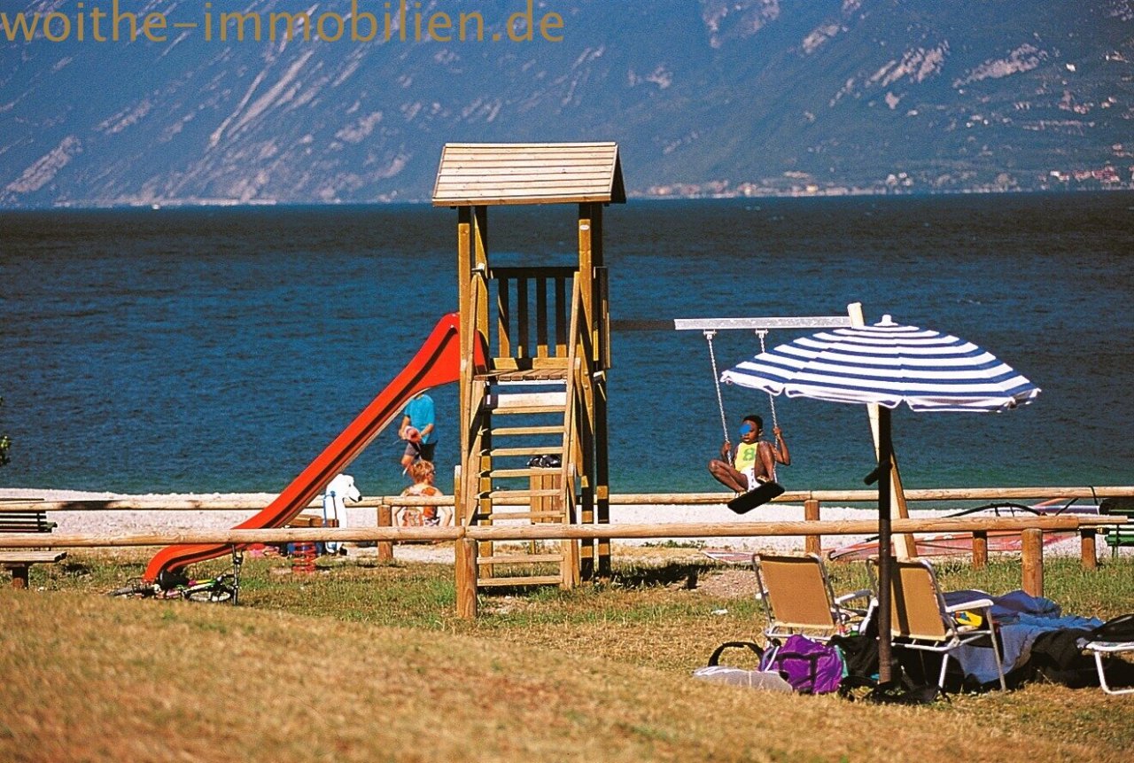Wassersport Gardasee Kitesurfen Windsurfen Campione del Garda