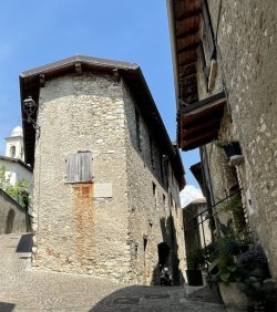 Dintorni - Casa storica con fascino - Rara opportunità per gli amanti dell'architettura mediterranea!